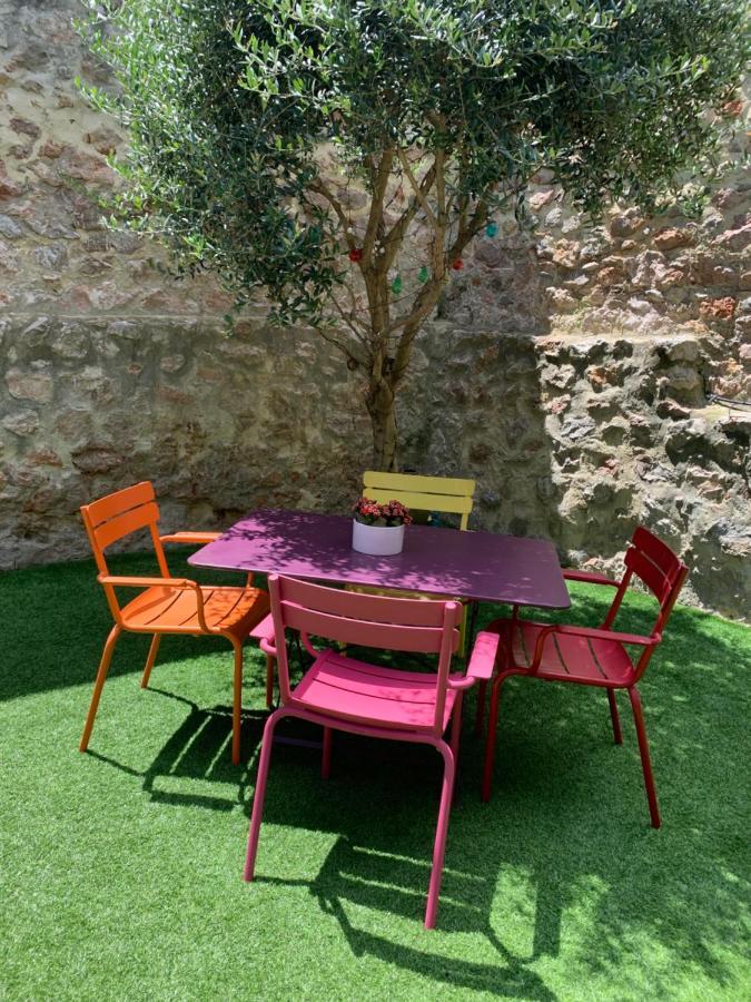 Maison De Avec Jardin Clos Holiday home